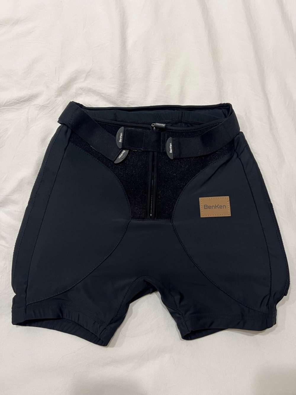 BenKen Black butt pads